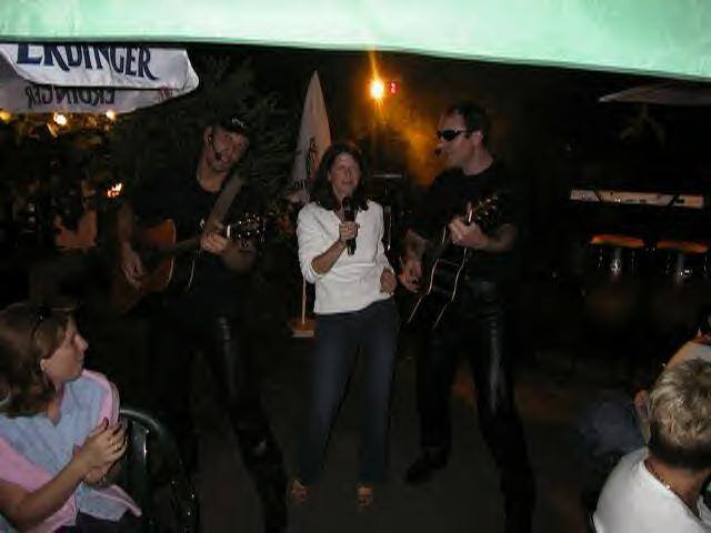Neckarm�hle Open Air mit "GUITAR HEROES" am 12.07.2002