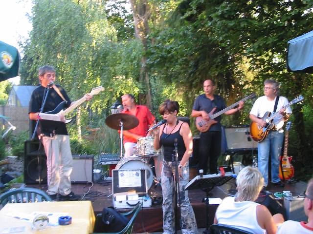 Neckarm�hle
                Mundelsheim Grillfest mit "Fritzcats" am
                14.07.2007