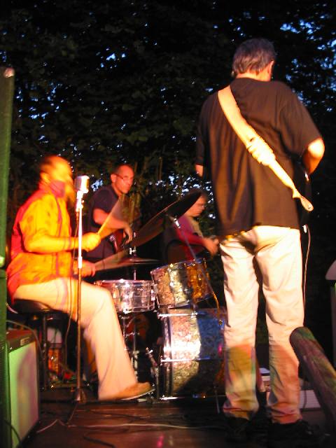 Neckarm�hle
                Mundelsheim Grillfest mit "Fritzcats" am
                14.07.2007