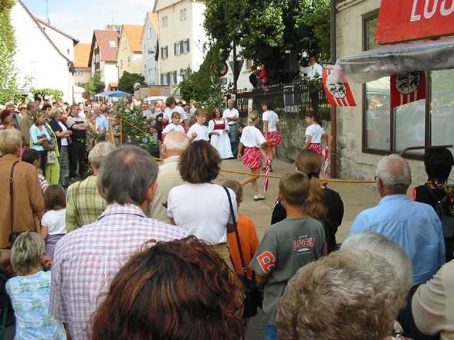 Die 16. Mundelsheimer
                Sichelhenket, 28.8 und 29.8.2004