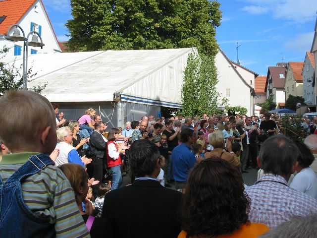 Die 16. Mundelsheimer
                Sichelhenket, 28.8 und 29.8.2004