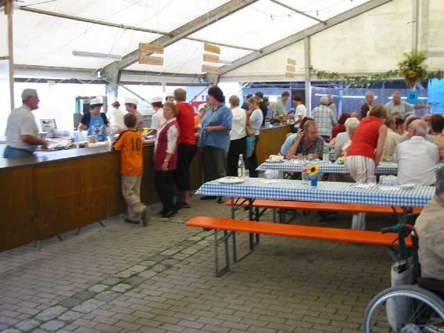 Die 16. Mundelsheimer
                Sichelhenket, 28.8 und 29.8.2004