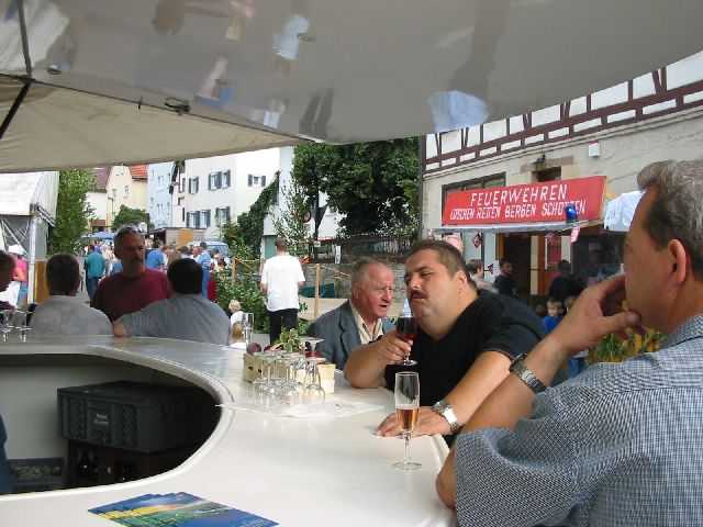 Die 16. Mundelsheimer
                Sichelhenket, 28.8 und 29.8.2004