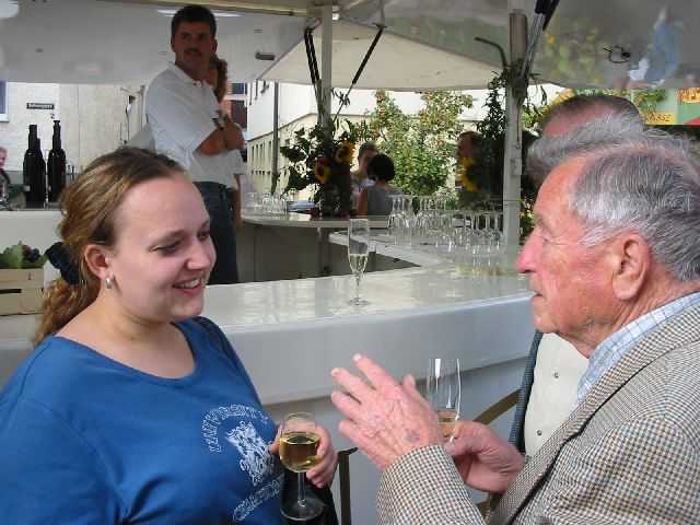 Die 16. Mundelsheimer
                Sichelhenket, 28.8 und 29.8.2004