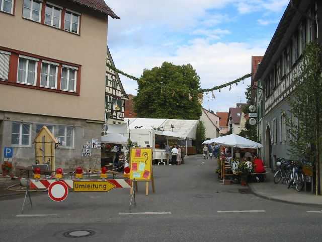 Die 16. Mundelsheimer
                Sichelhenket, 28.8 und 29.8.2004