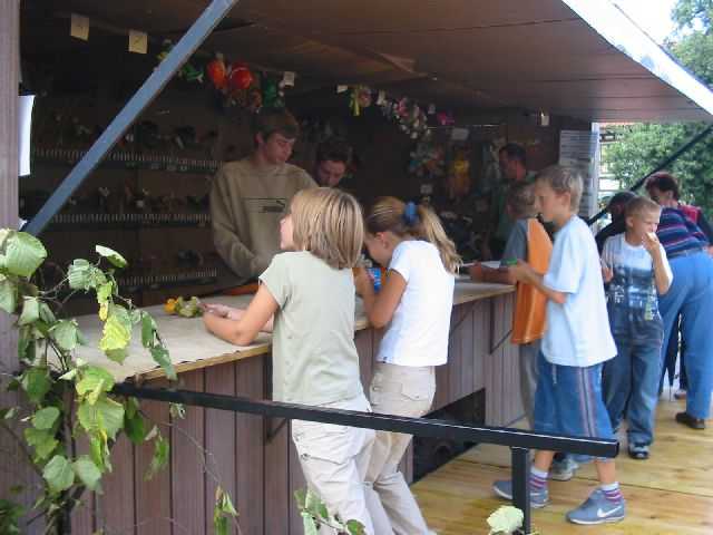 Die 16. Mundelsheimer
                Sichelhenket, 28.8 und 29.8.2004