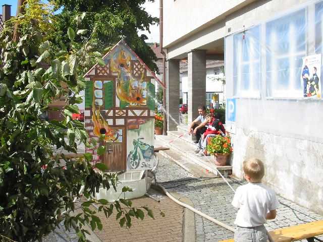 Die 16. Mundelsheimer
                Sichelhenket, 28.8 und 29.8.2004