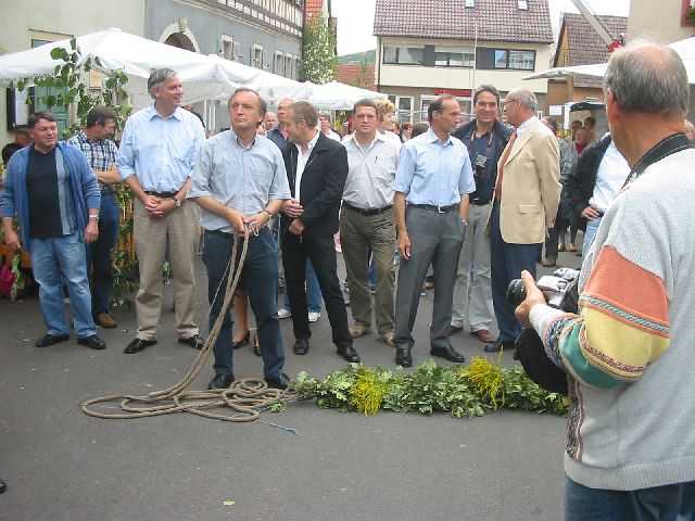 Die
                17. Mundelsheimer Sichelhenket, 26.8 und 27.8.2006