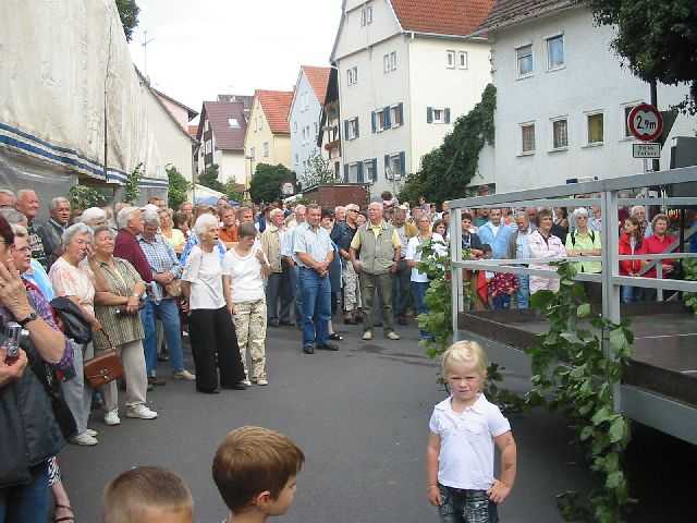 Die
                17. Mundelsheimer Sichelhenket, 26.8 und 27.8.2006