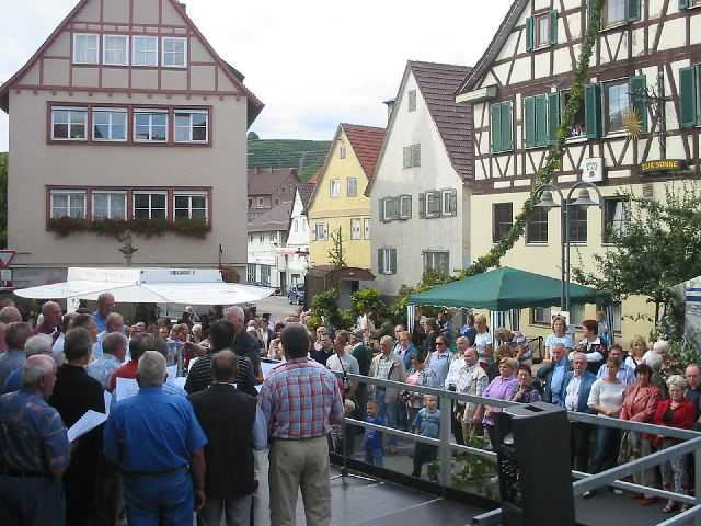 Die
                17. Mundelsheimer Sichelhenket, 26.8 und 27.8.2006
