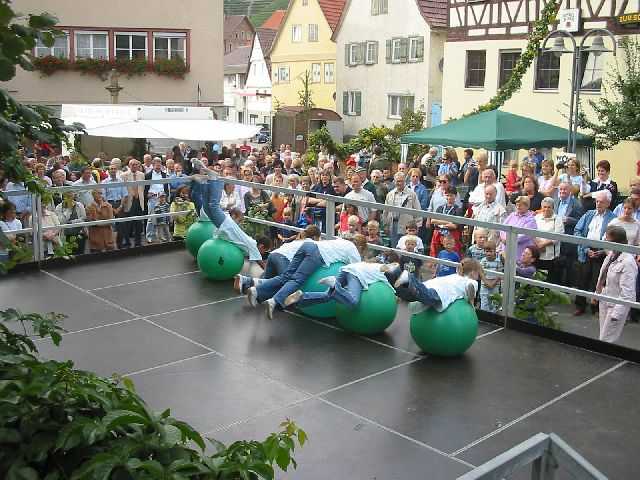 Die
                17. Mundelsheimer Sichelhenket, 26.8 und 27.8.2006