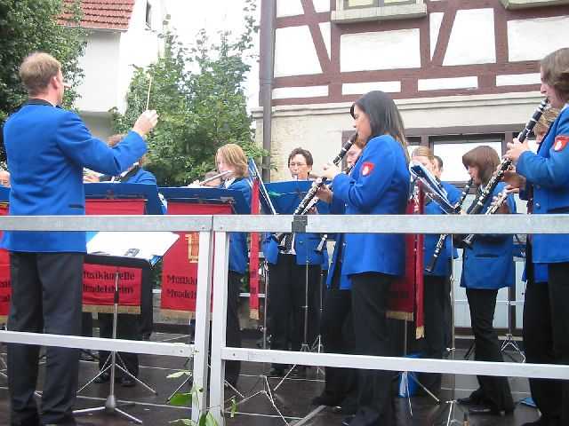 Die
                17. Mundelsheimer Sichelhenket, 26.8 und 27.8.2006