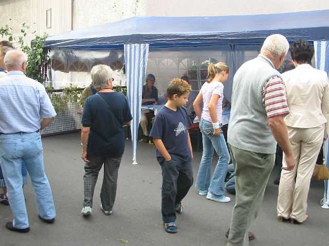 Die
                17. Mundelsheimer Sichelhenket, 26.8 und 27.8.2006