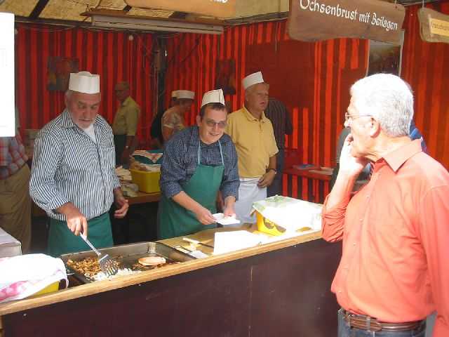 Die
                17. Mundelsheimer Sichelhenket, 26.8 und 27.8.2006