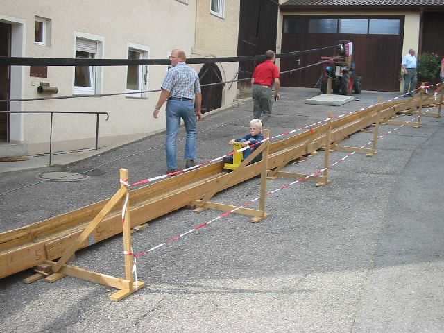 Die
                17. Mundelsheimer Sichelhenket, 26.8 und 27.8.2006