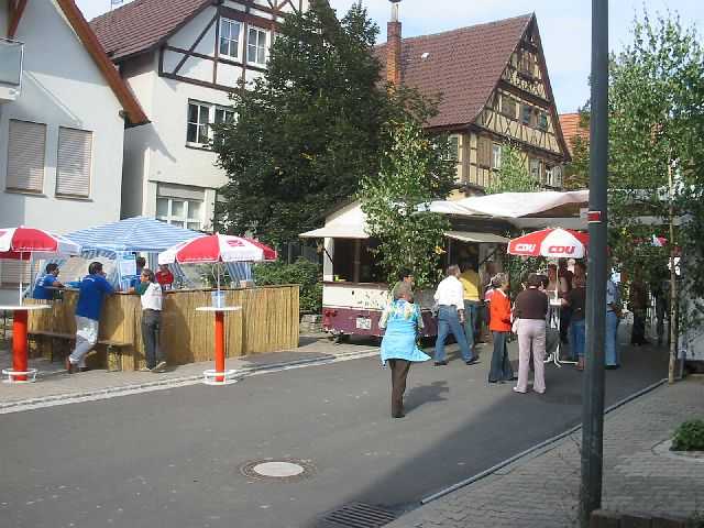 Die
                17. Mundelsheimer Sichelhenket, 26.8 und 27.8.2006