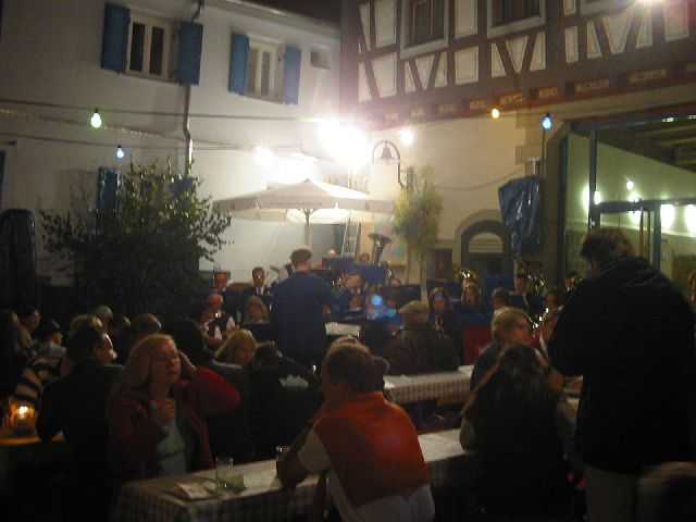 Die
                17. Mundelsheimer Sichelhenket, 26.8 und 27.8.2006