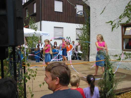 Das Weindorf
                Mundelsheim, 72 Bilder vom 29., 30. und 31.8.2003