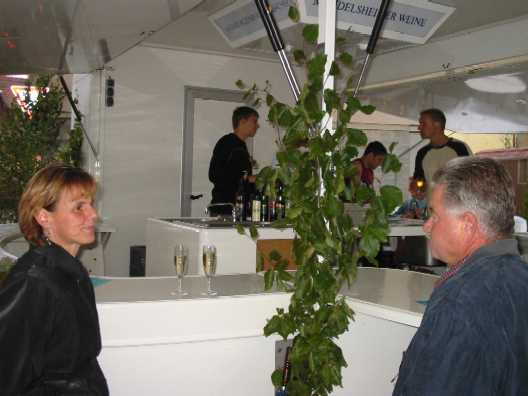 Das Weindorf
                Mundelsheim, 72 Bilder vom 29., 30. und 31.8.2003